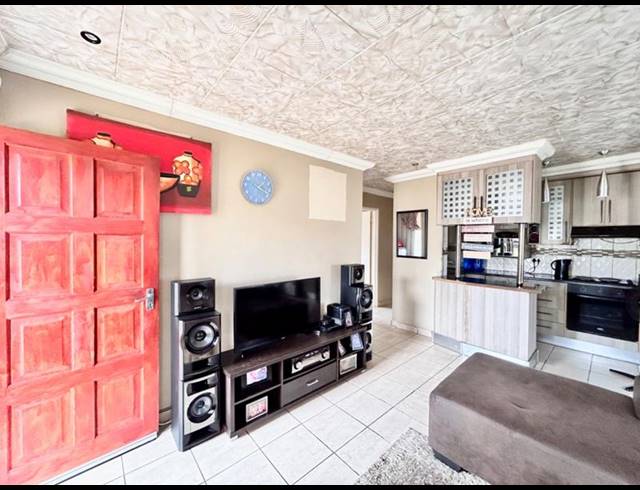 3 BEDROOM HOUSE FOR SALE IN AMANDASIG